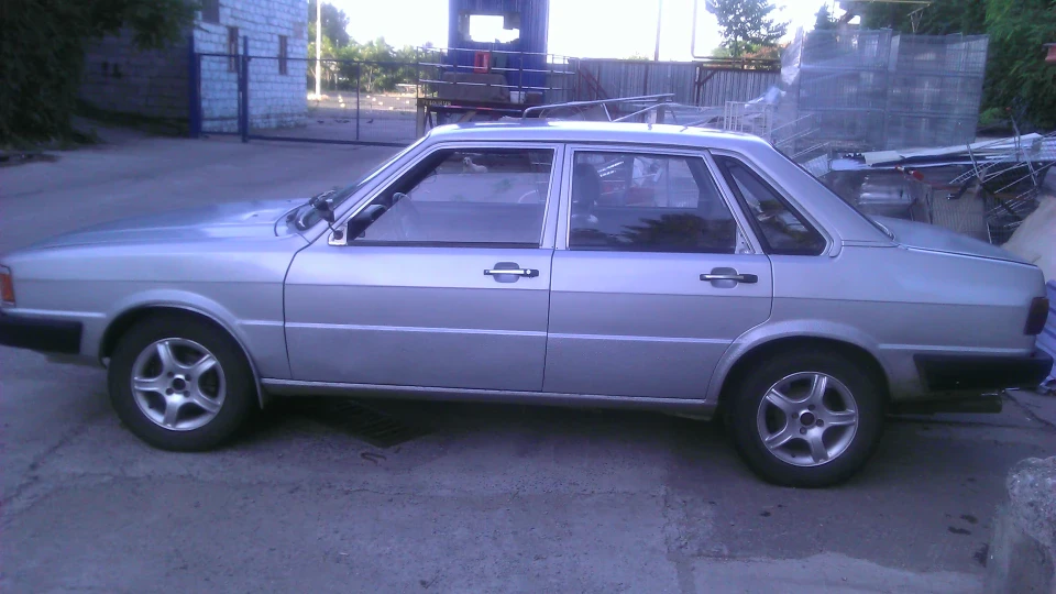 Audi 80 2