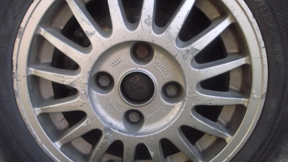 Audi 80 1.6 Інжектор