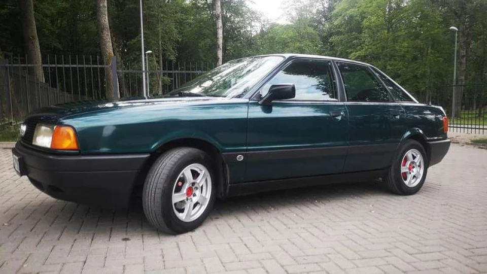 Audi 80 1.6 карб. 2
