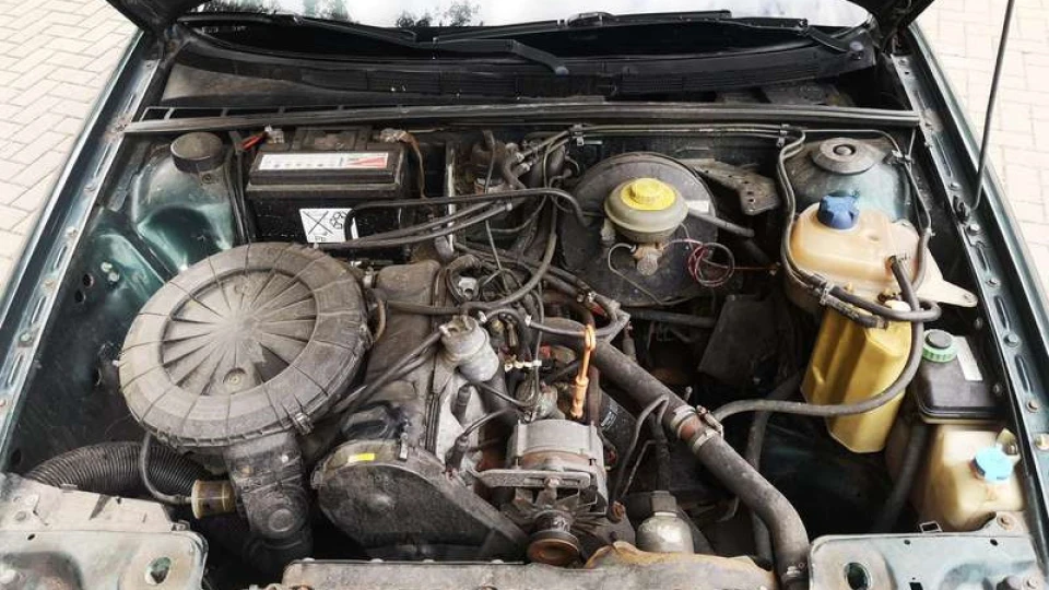 Audi 80 1.6 карб. 4