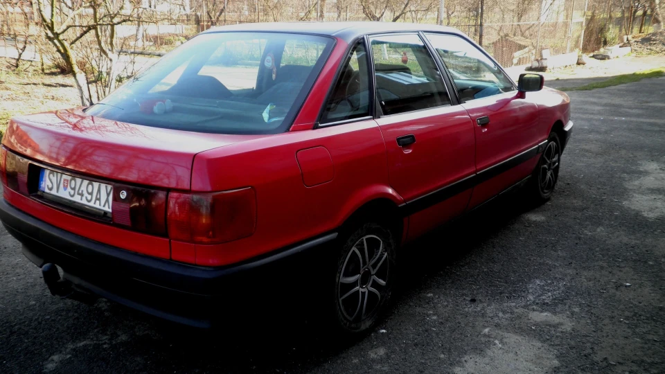 Audi 80 1,6 тд 5