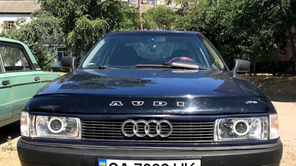Audi 80 1.8 бензин 3