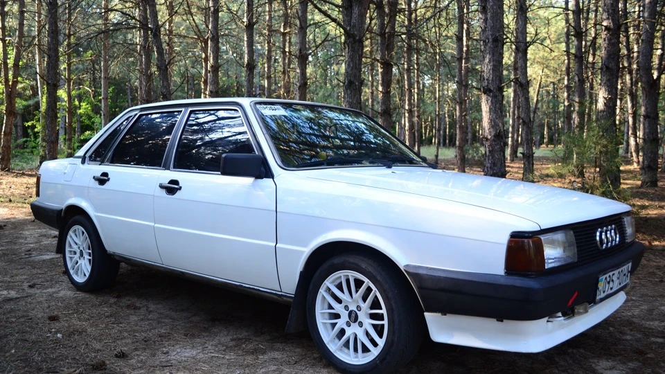 Audi 80 1.8 карб 3