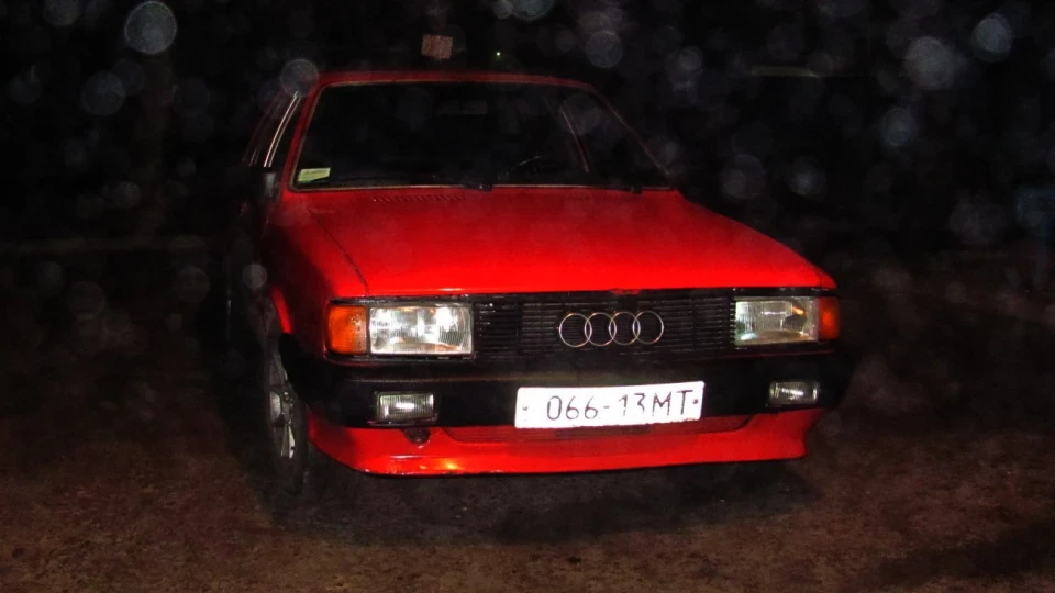 Audi 80 1.8 карб 2