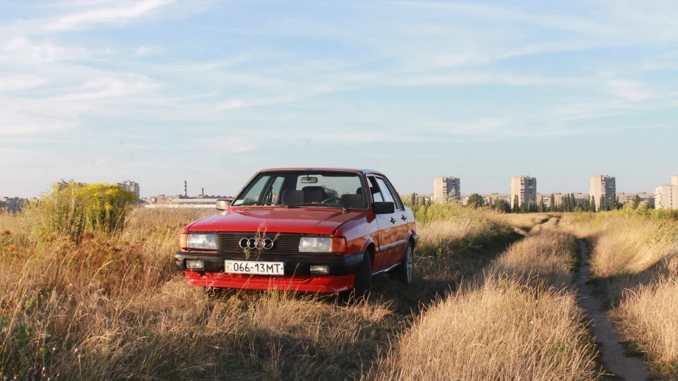 Audi 80 1.8 карб 3