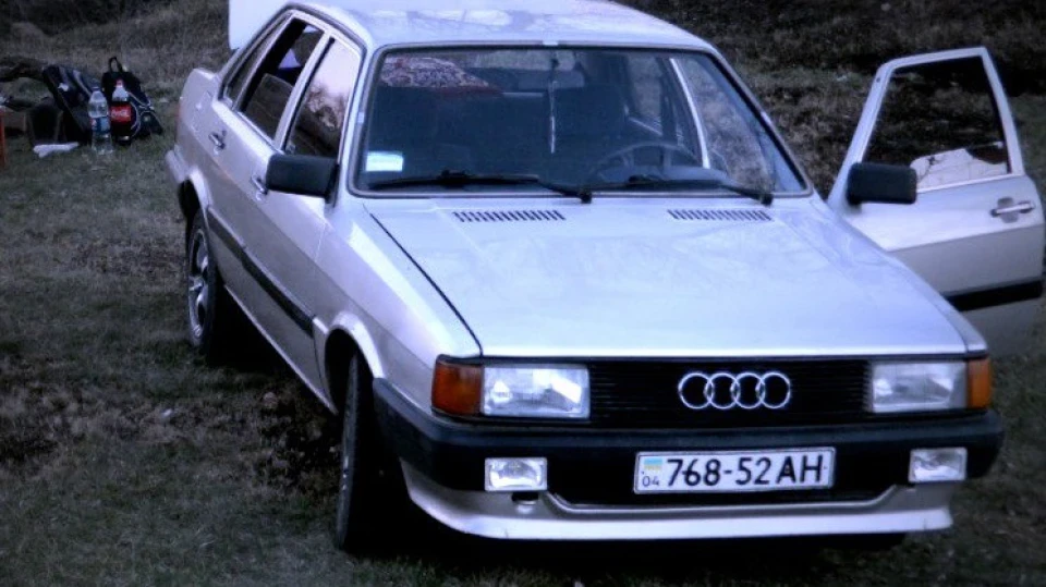 Audi 80 1.8 карб 4