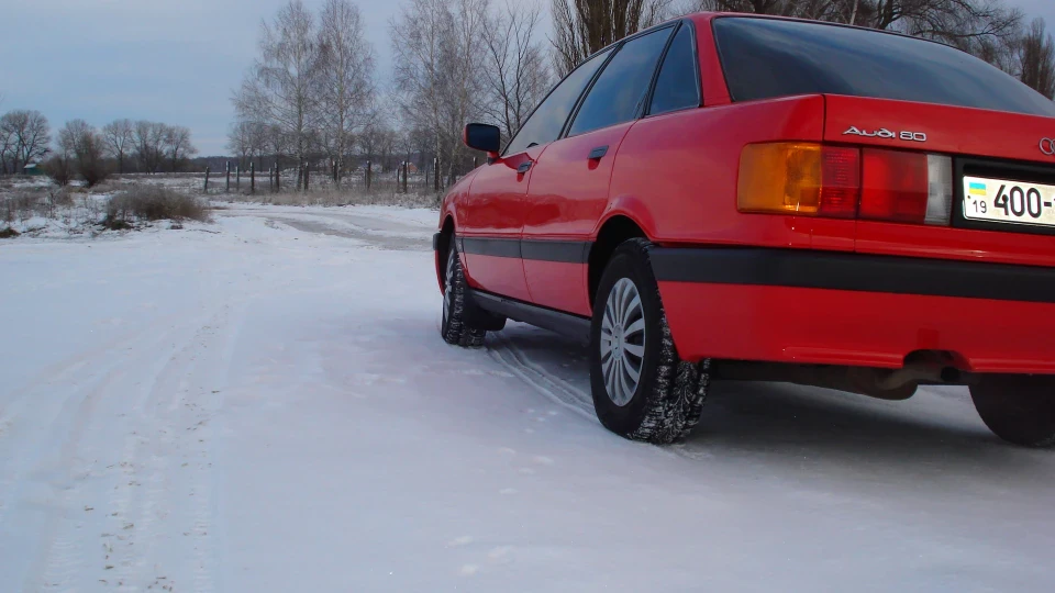 Audi 80 1.8 mono