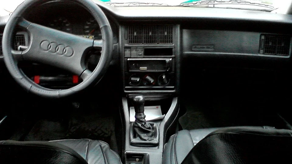 Audi 80 1.8 моноінжектор