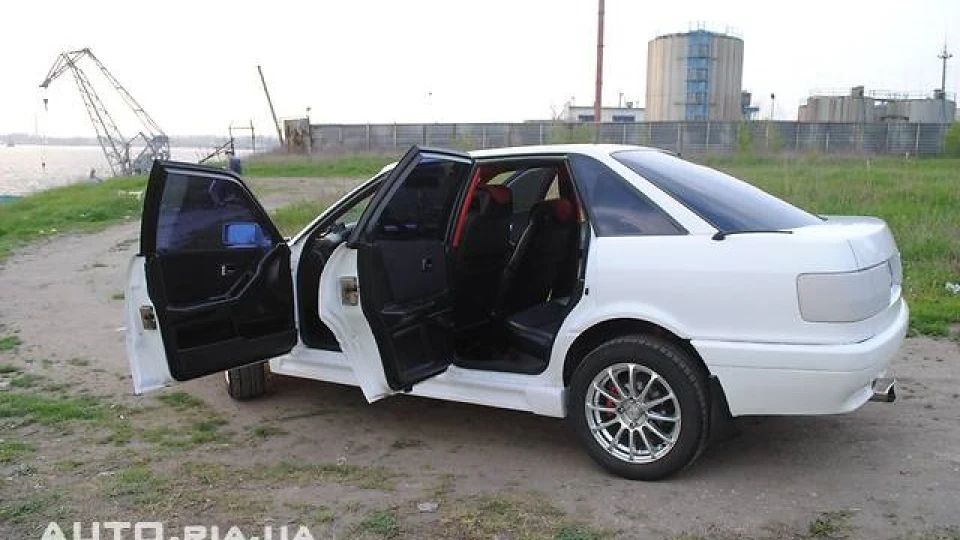 Audi 80 1.8 sd (113л.с.) Quattro 3