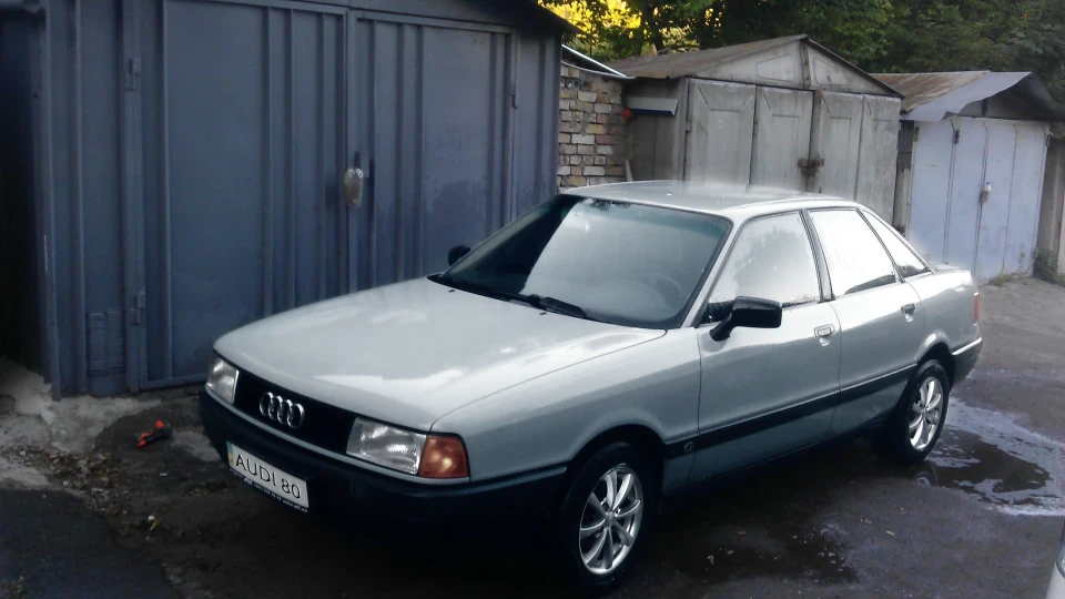 Audi 80 1,8S JN KE-jet Automat 2