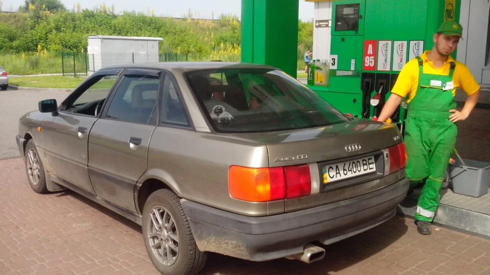 Audi 80 1.8S Машина для душі))) 2