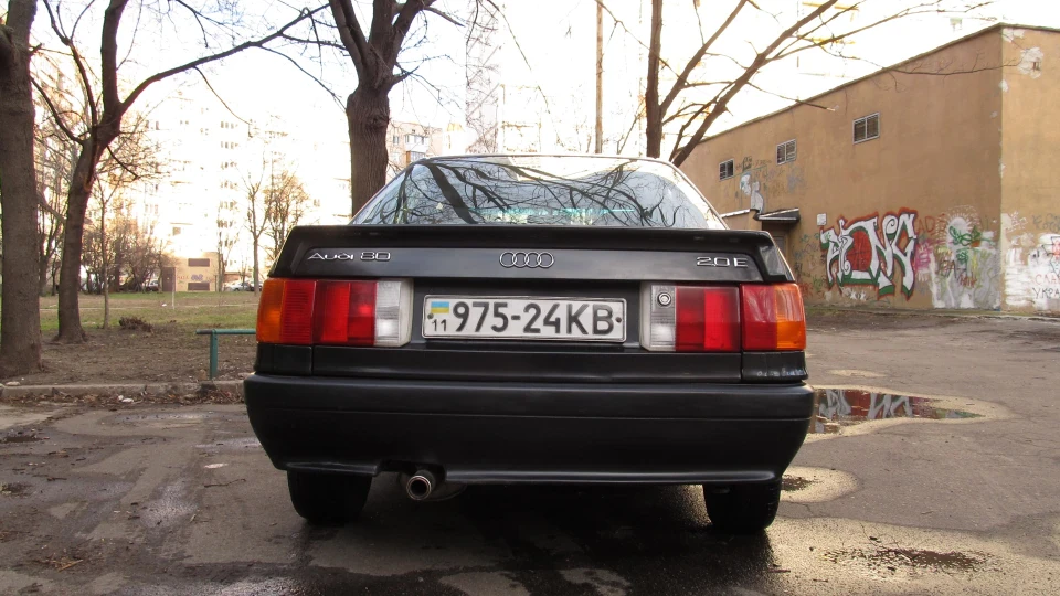Audi 80 2.0 E 5
