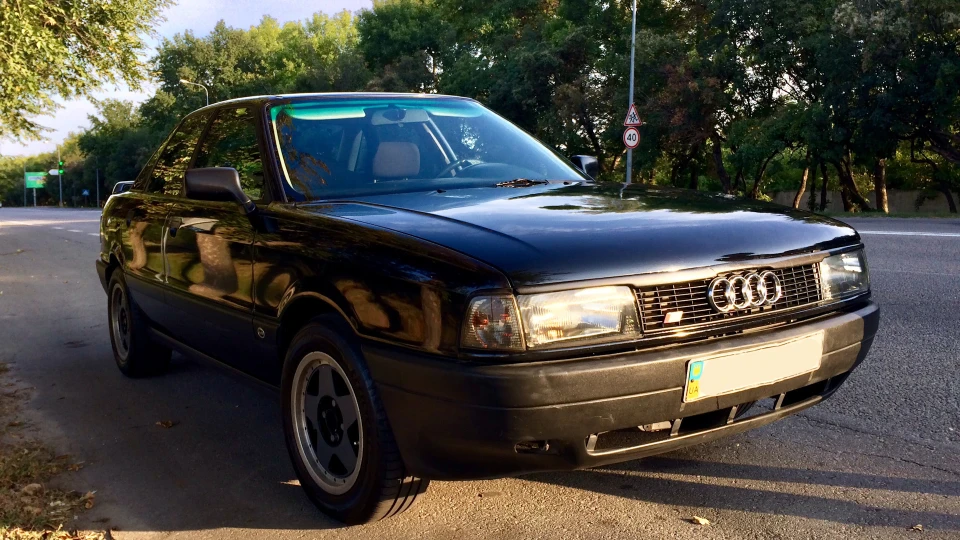 Audi 80 2.0Е Schwarzer Blitz 2