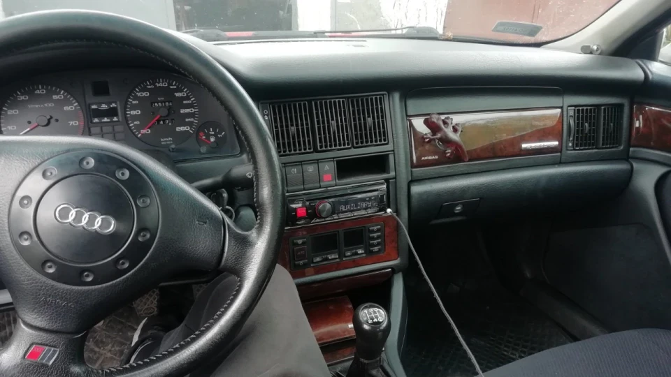 Audi 80 2.3 NG quattro 5