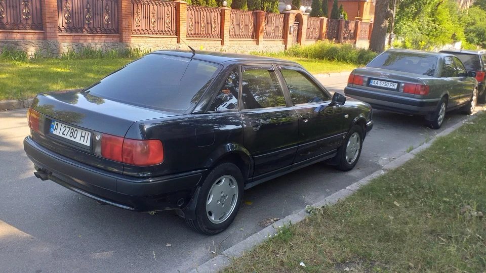 Audi 80 2.6 це гордо 3