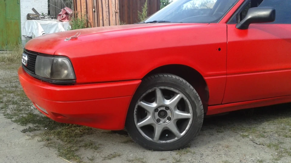 Audi 80 Audi RED MATT 4