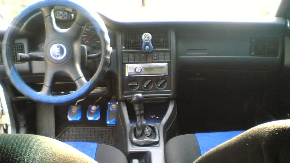 Audi 80 B - 4 quattro 3
