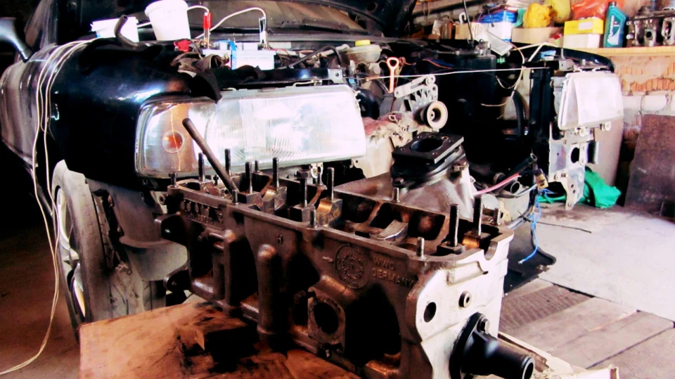Audi 80 (B3)1.8 РМ/Mono-Motronic 2