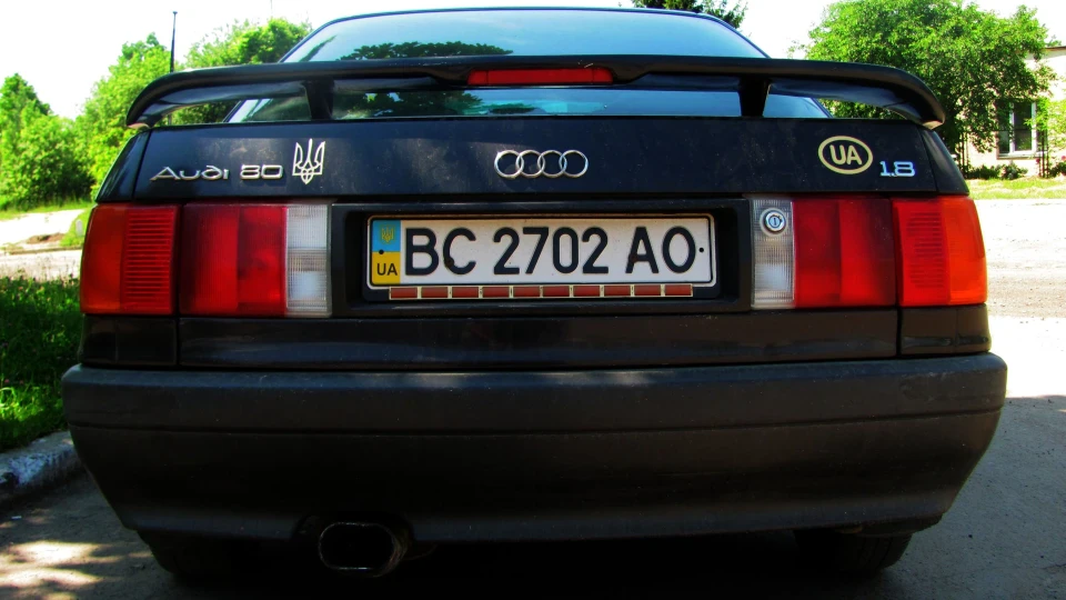 Audi 80 Black Horse 4