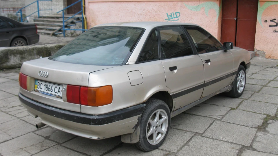 Audi 80 БОЧЕЧОК 2