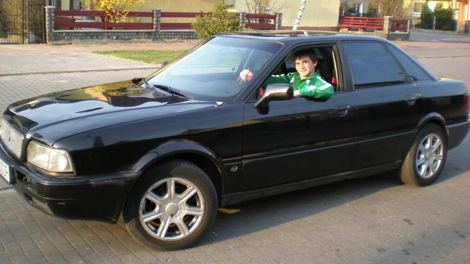 Audi 80 Бочка