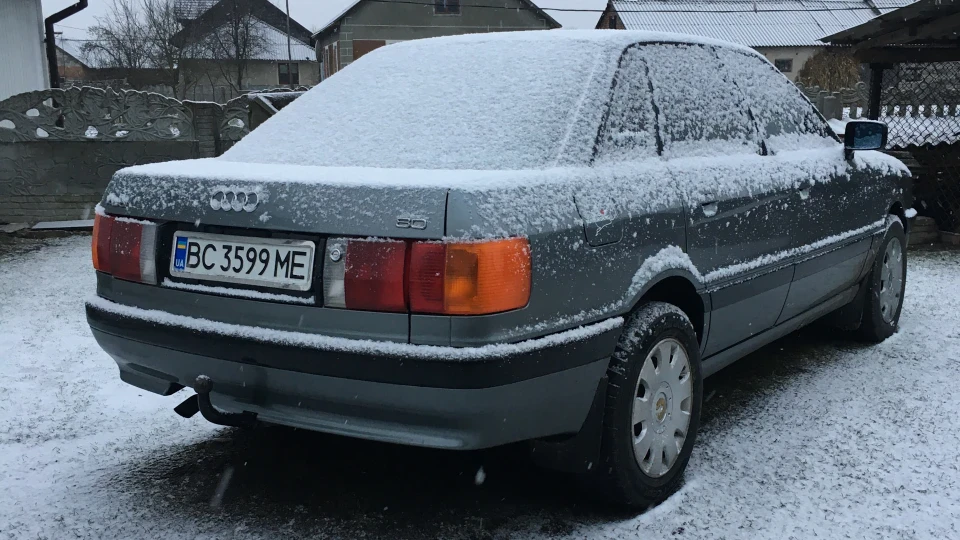 Audi 80 Gray metallic 5