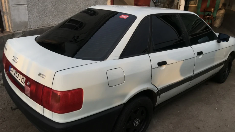 Audi 80 Січень 5.1 41 3