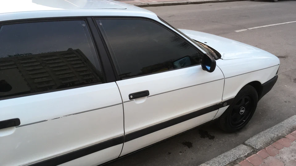 Audi 80 Січень 5.1 41 4