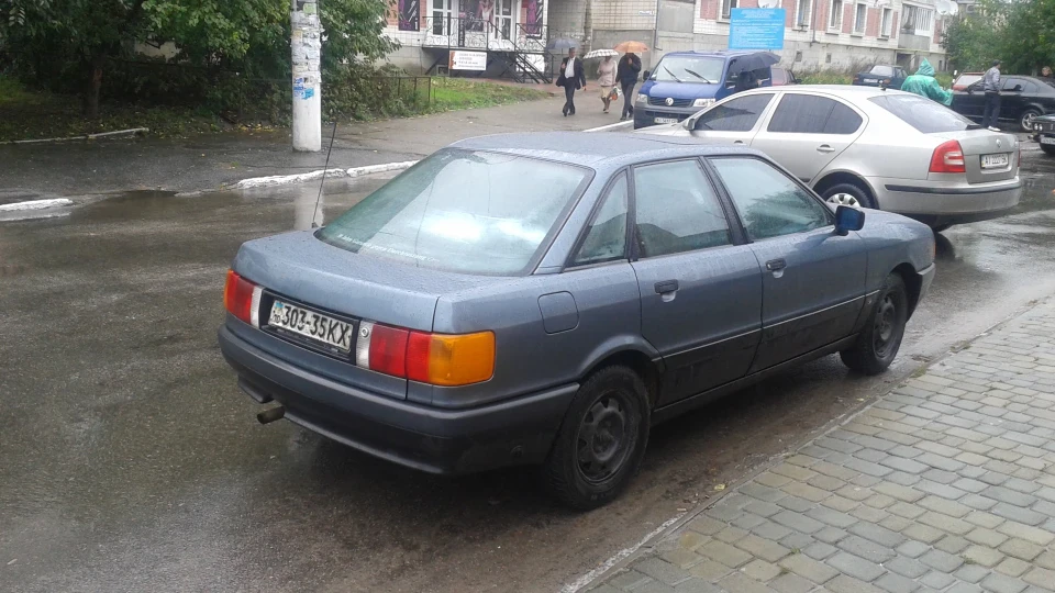 Audi 80 Істинна фрау 5