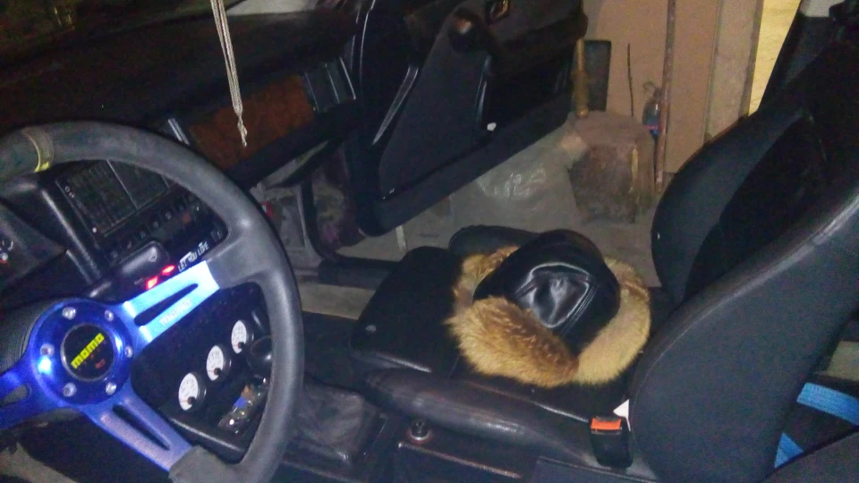 Audi 80 маленький газончик)) 2