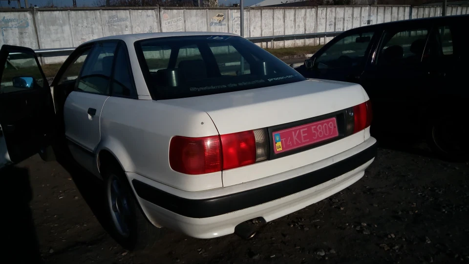 Audi 80 Моно Білка 4
