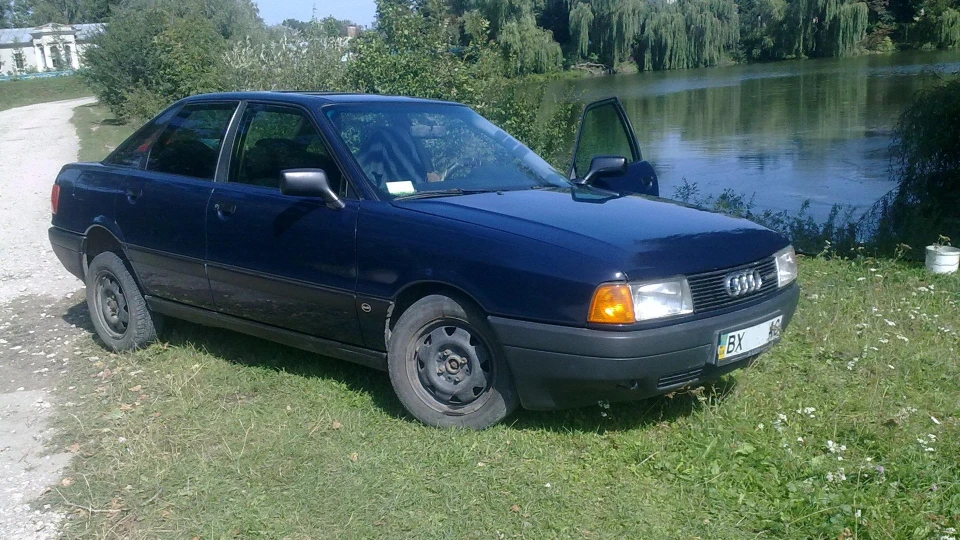 Audi 80 Німецька ФРАУ 2