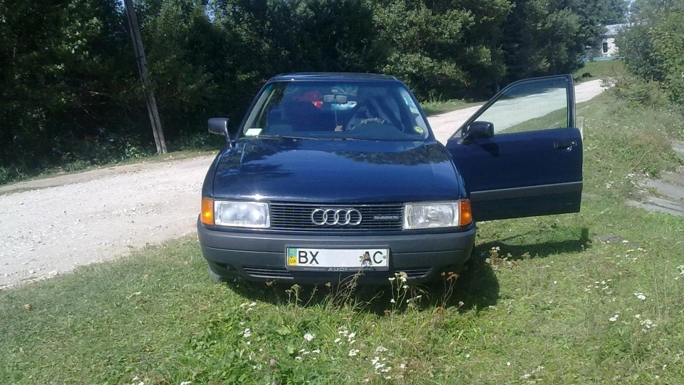 Audi 80 Німецька ФРАУ 3