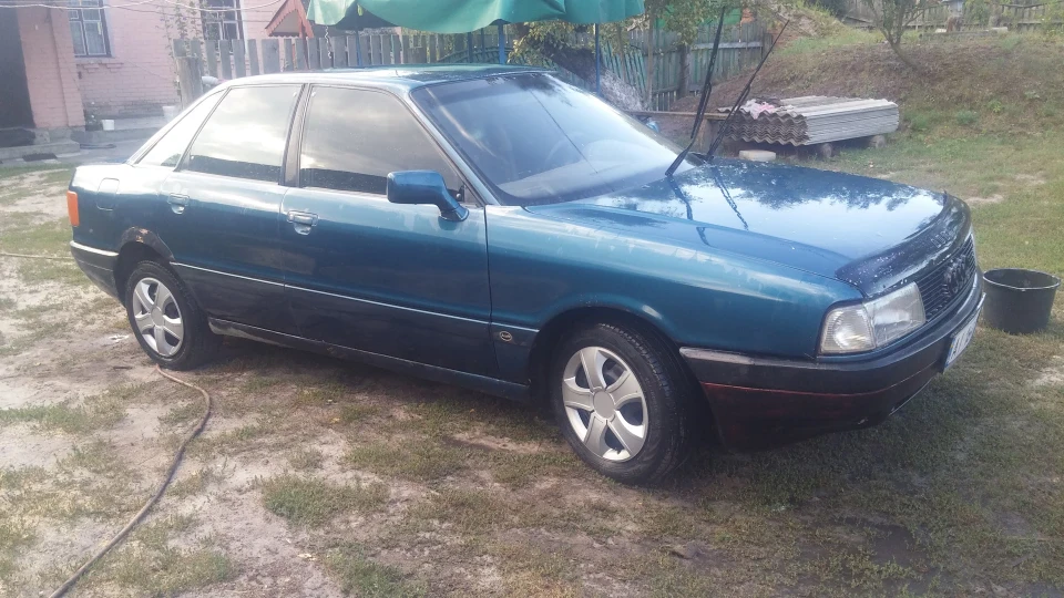 Audi 80 Кільцева 2