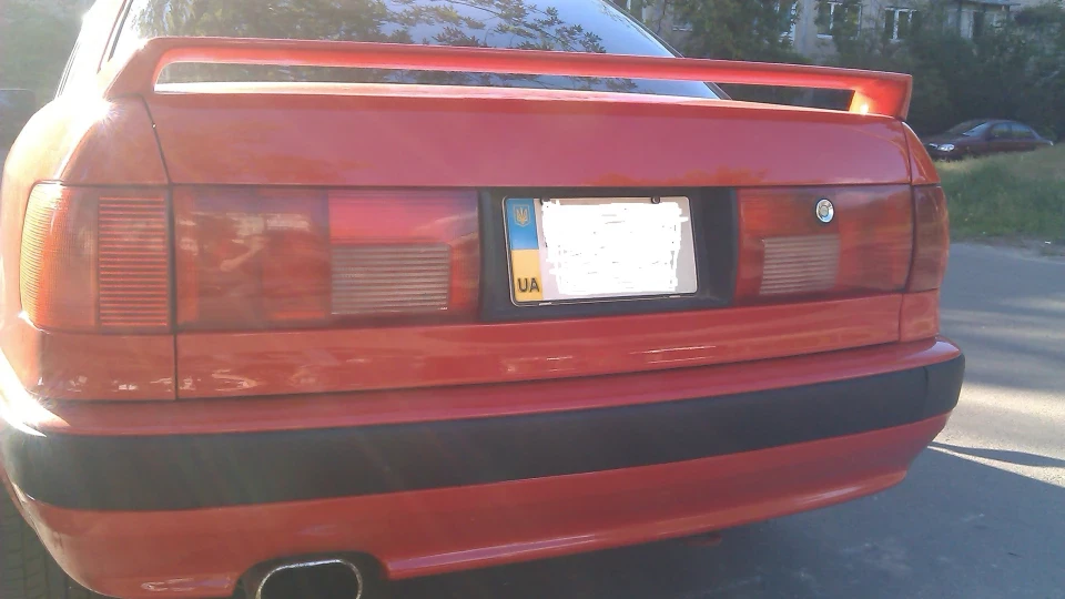 Audi 80 Red 4