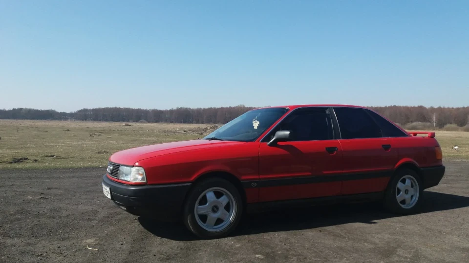 Audi 80 ( RED) 2