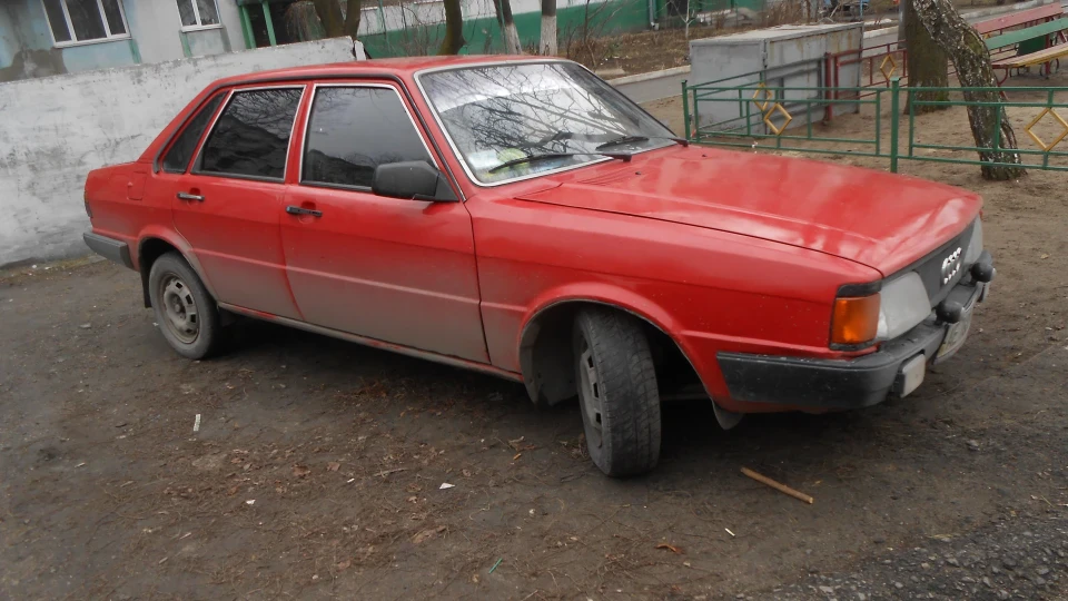 Audi 80 оселедець 5