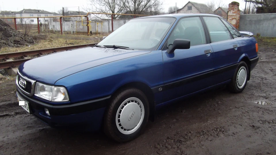 Audi 80 Синій металік 2