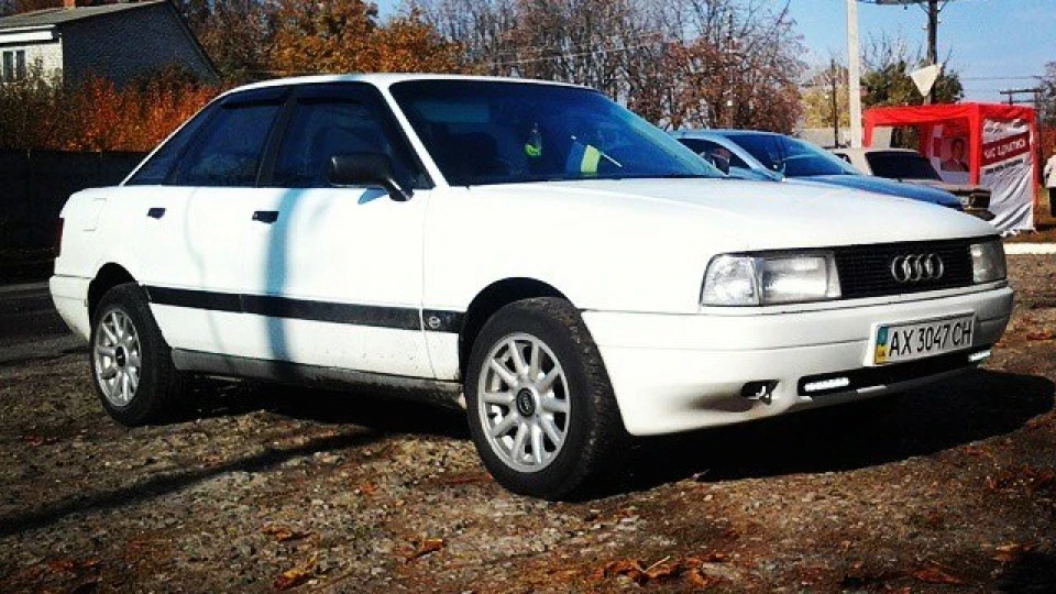 Audi 80 Snow White 2