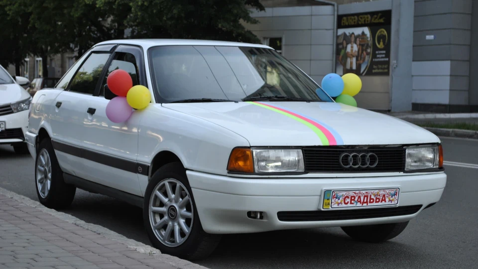 Audi 80 Snow White 4