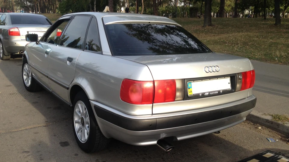 Audi 80 В4 2,0 ​​АВК 3