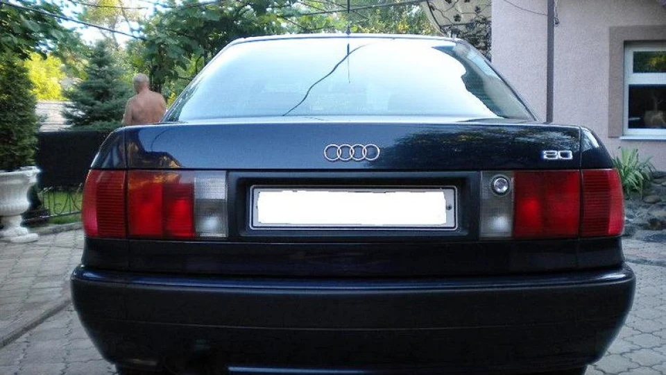 Audi 80 В4 ЛАСТІВКА 2
