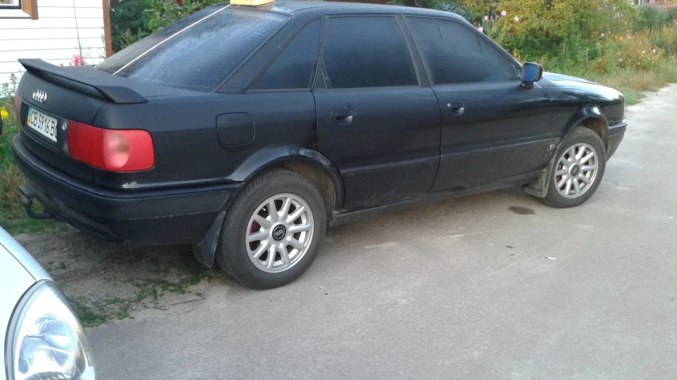 Audi 80 v6 3