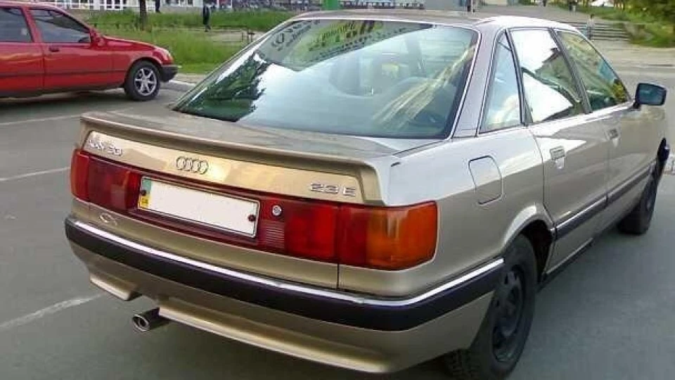 Audi 90 3