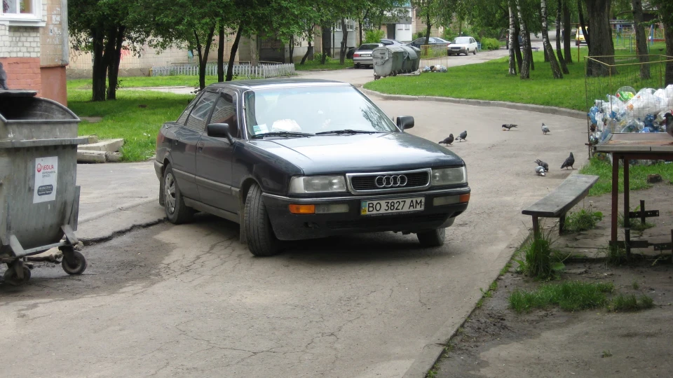 Audi 90 2