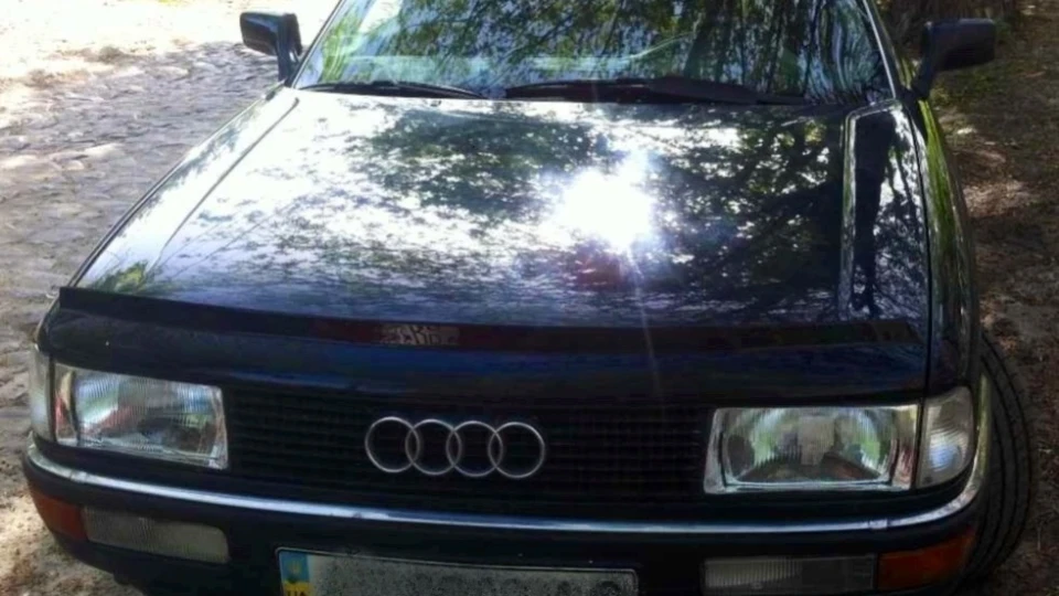 Audi 90 2