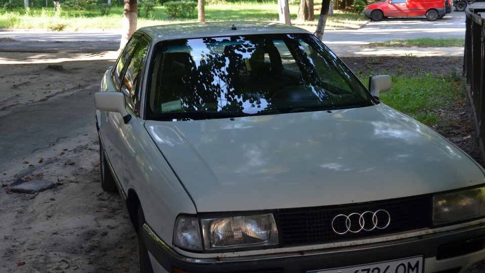 Audi 90 2.2 E 2