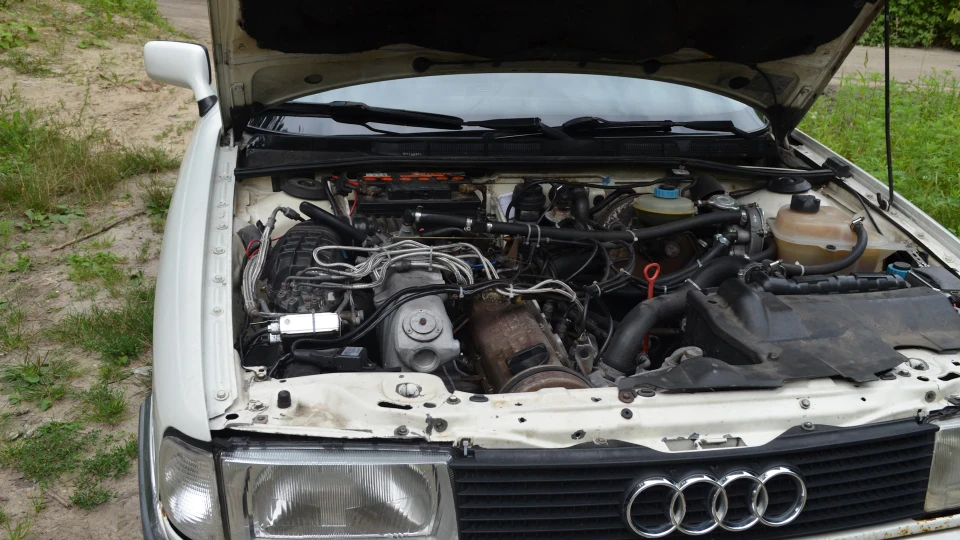 Audi 90 2.2 E 3