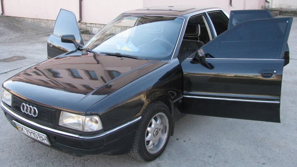 Audi 90 2.2 KV 4