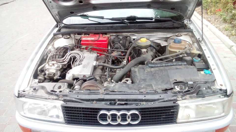Audi 90 Ластівка 4